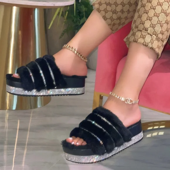 Just In 💓Rhinestone Fur Sandal - BLACK - Picture 2 of 3